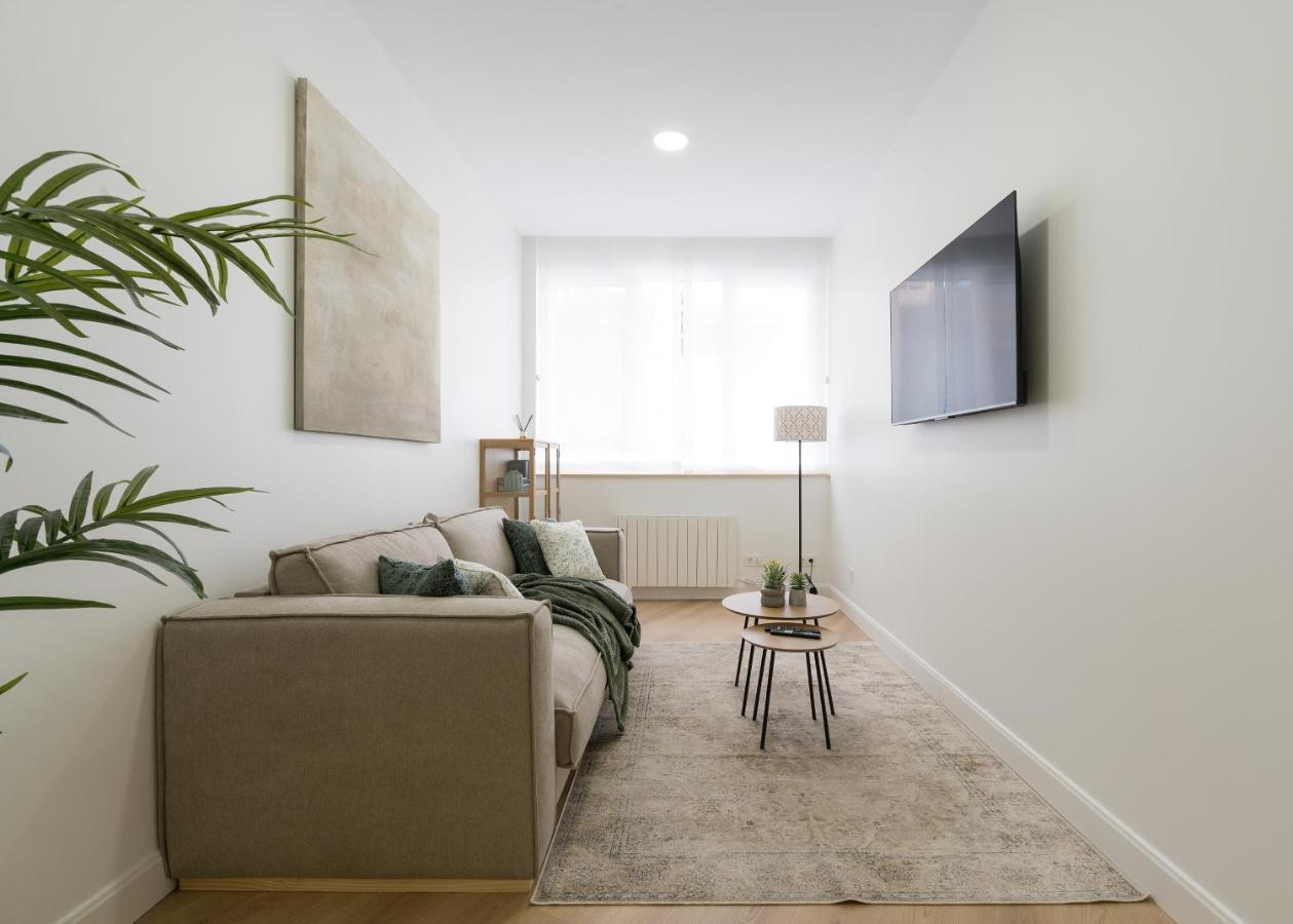 Kaixo Bilbao Apartments Exterior photo