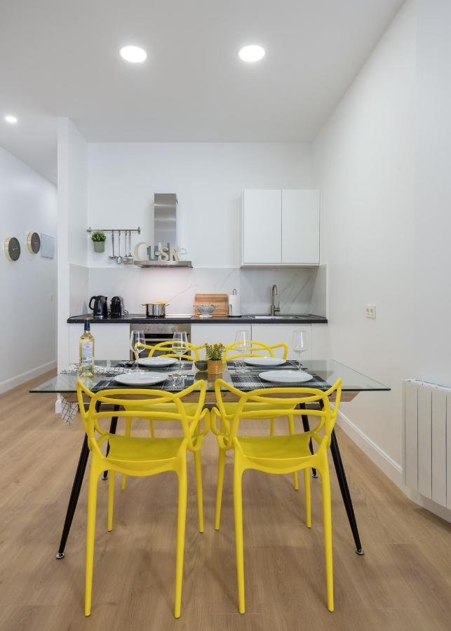 Kaixo Bilbao Apartments Exterior photo