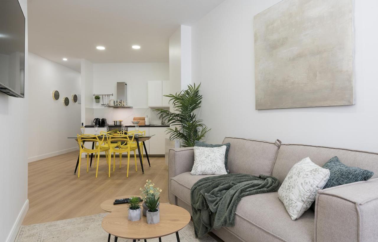 Kaixo Bilbao Apartments Exterior photo